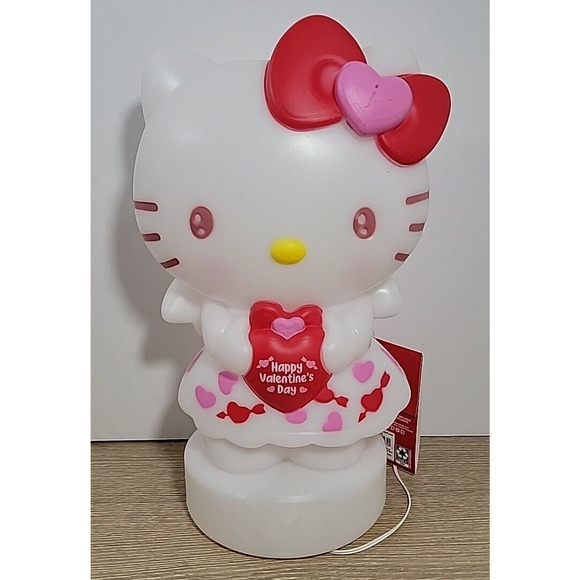 Hello Kitty Valentine's Lighted LED Indoor Blow Mold By GEMMY 12" NEW - Picture 8 of 9